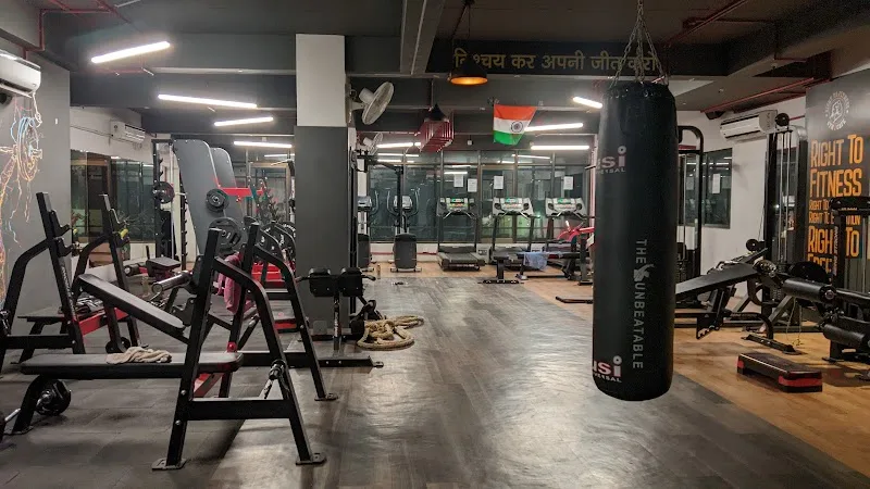 Right to Fitness Varanasi training floor from the exact public Magicpin listing